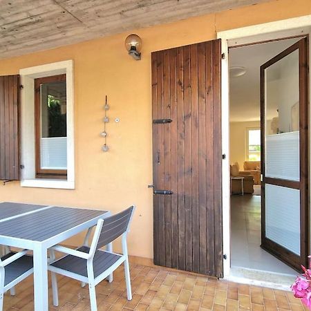 Europa Pool Apartment Бардоліно Екстер'єр фото