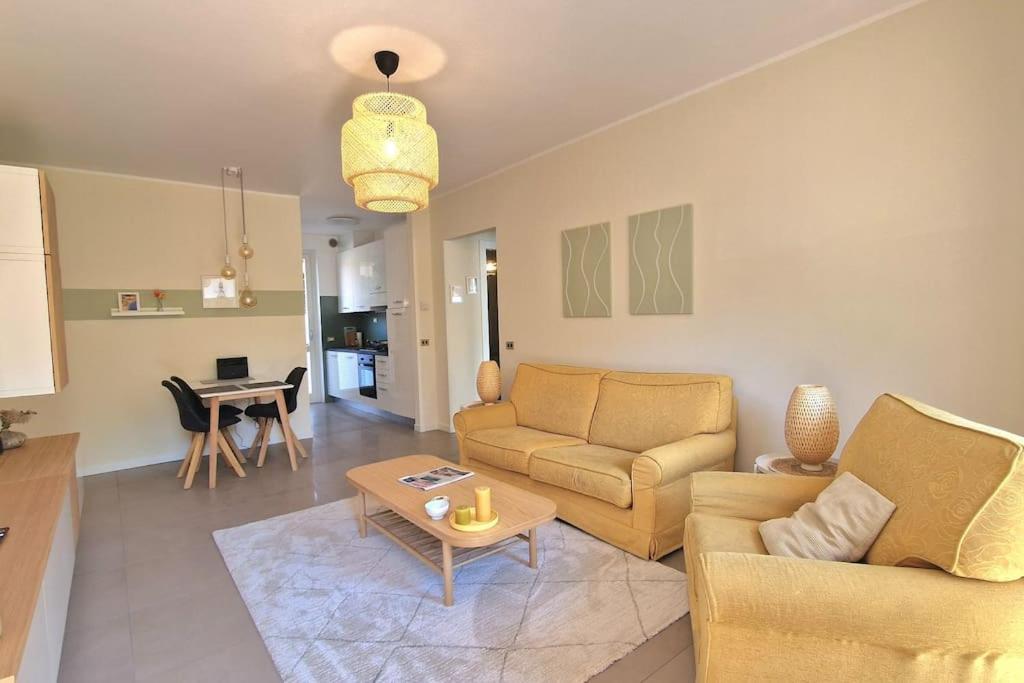 Europa Pool Apartment Бардоліно Екстер'єр фото